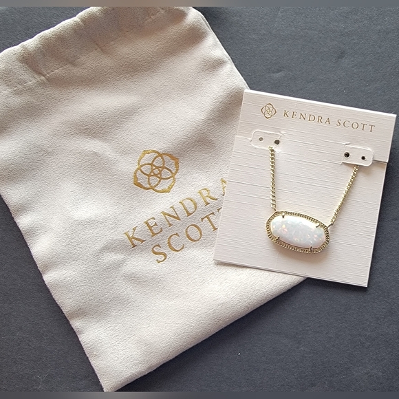 Retired Kendra Scott Dylan Pendant Necklace in White Kyocera Opal - Picture 2 of 3